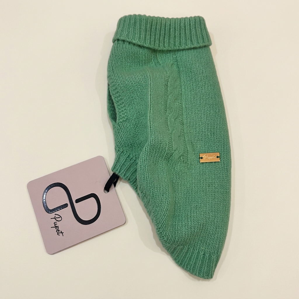 Maglioncino verde treccia